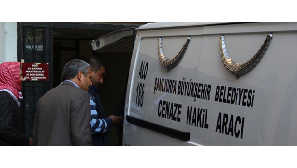 Boğazına ekmek kaçan çocuk öldü