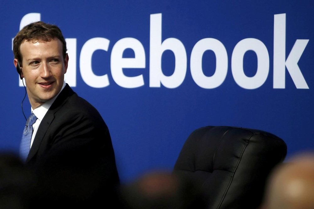 Facebook hisseleri eridi! (Zuckerberg bir günde 20 milyar dolar kaybetti) - 1