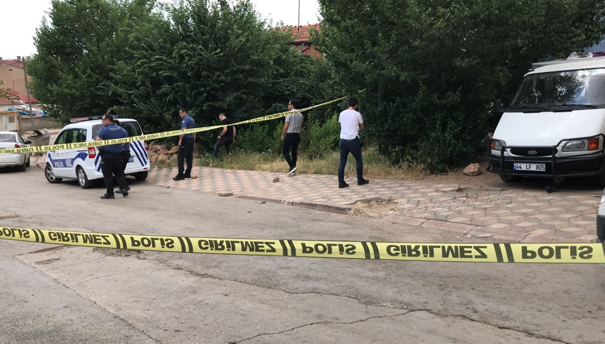 Elazığ'da arkadaşı tarafından pompalı tüfekle vurulan çocuk hayatını kaybetti
