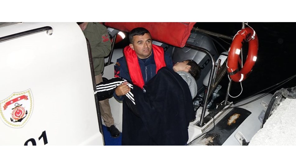 Çanakkale'de göçmen teknesi battı: 4 kişi öldü, 1 kişi kayıp
