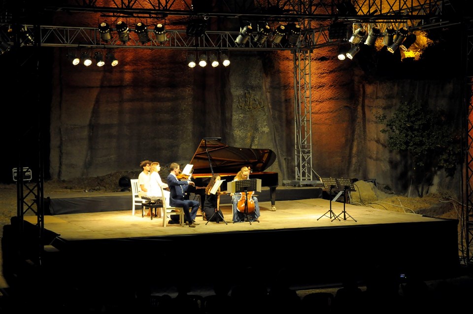 25 asırlık tarihi taş ocağında klasik müzik ziyafeti - 1
