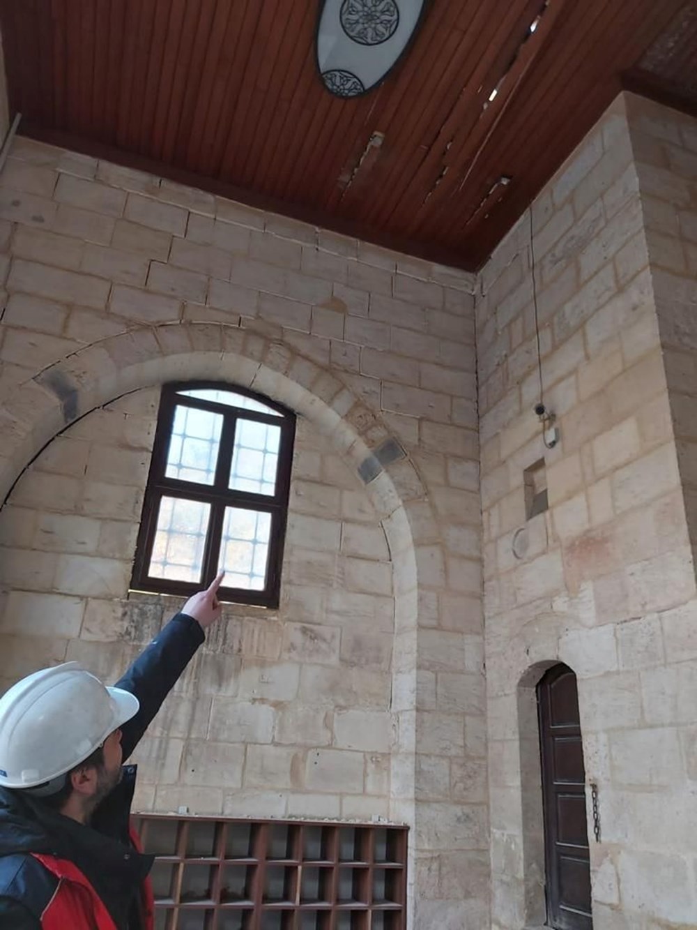 Deprem bölgesinde hasar alan kültürel miraslar koruma altına alındı - 6