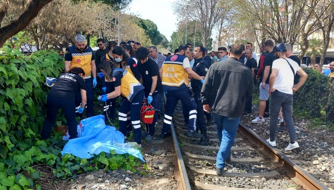 Yolcu treninin çarptığı kadın hayatını kaybetti