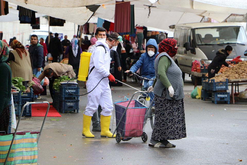 Vatandaşa baştan aşağı dezenfektasyon - 2