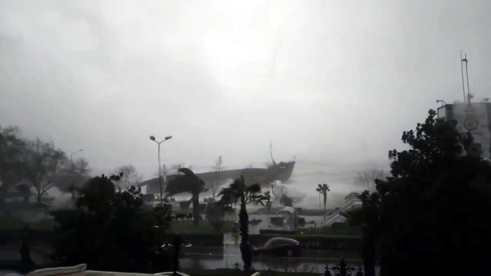 Zonguldak’ta kaybolan gemi battı: 12 Türk mürettebatla irtibat kurulamıyor - 9