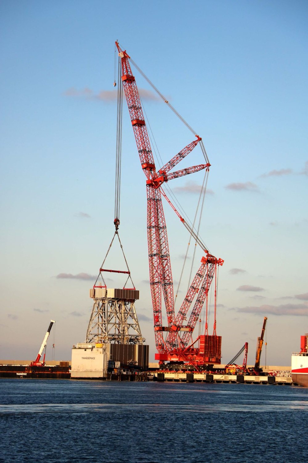 Kanuni sondaj gemisinin kule montaj çalışmaları başladı - 7