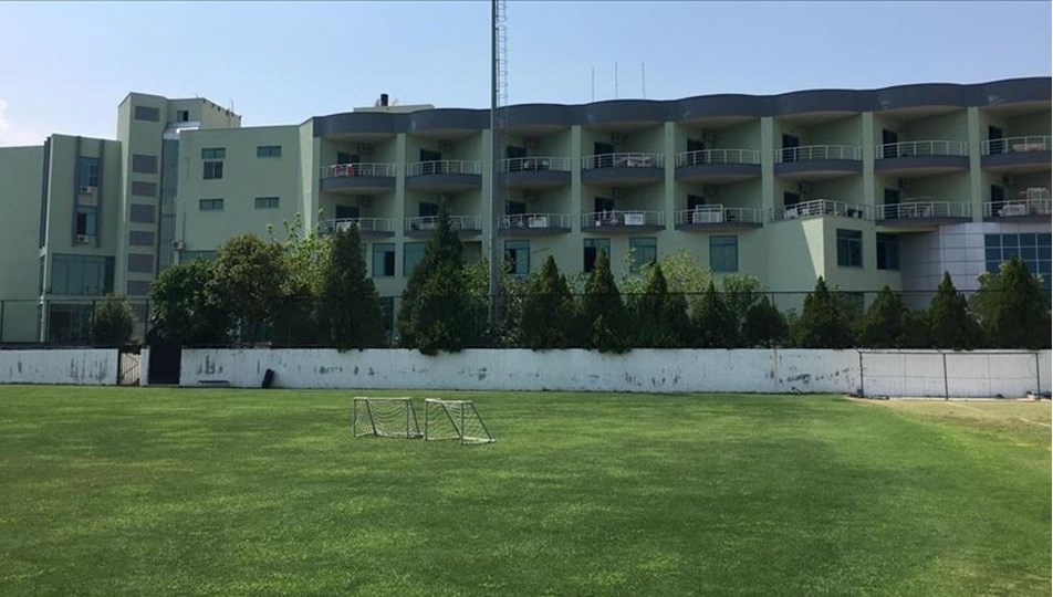 Denizlispor'un doğalgazı kesildi: Futbolcular battaniyelere sarılıyor!