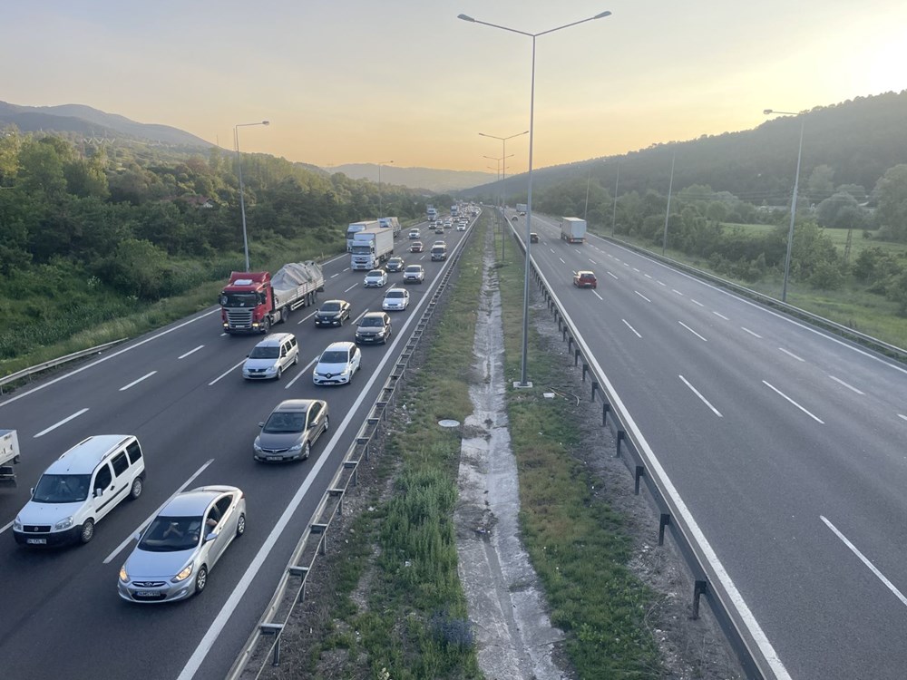 Yollarda bayram trafiği artıyor - 7