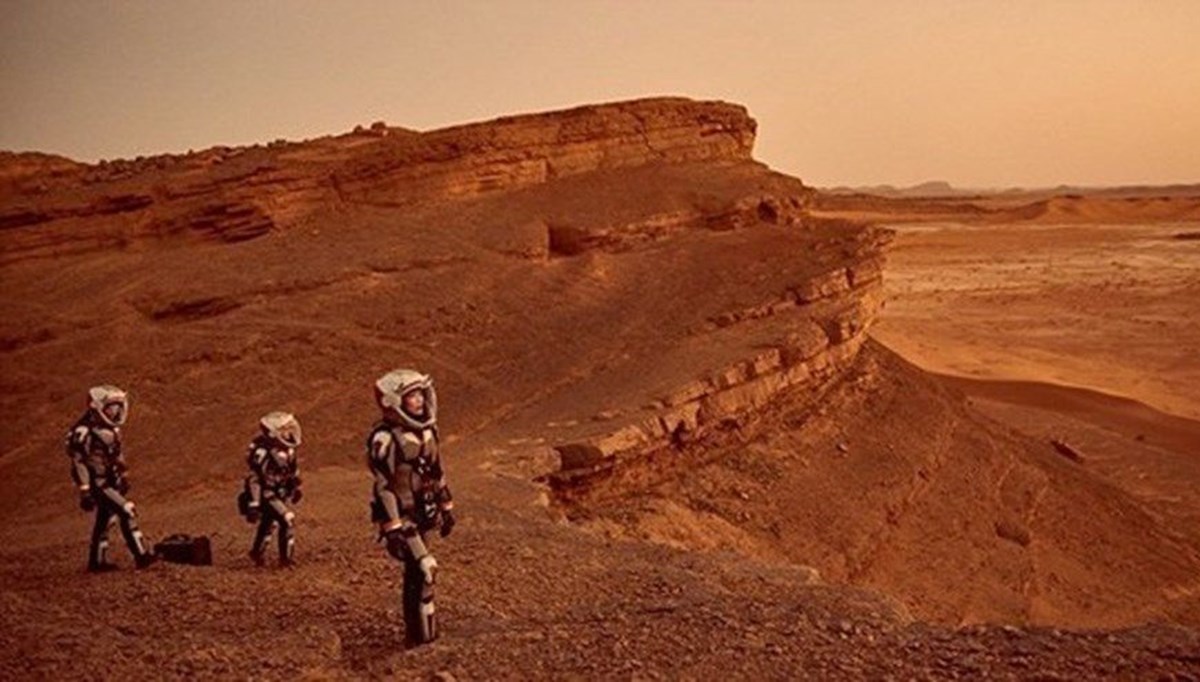 ABD'li bilim insanları açıkladı: Mars'ın tuzlu suyundan oksijen ve yakıt üretecek teknoloji geliştirildi