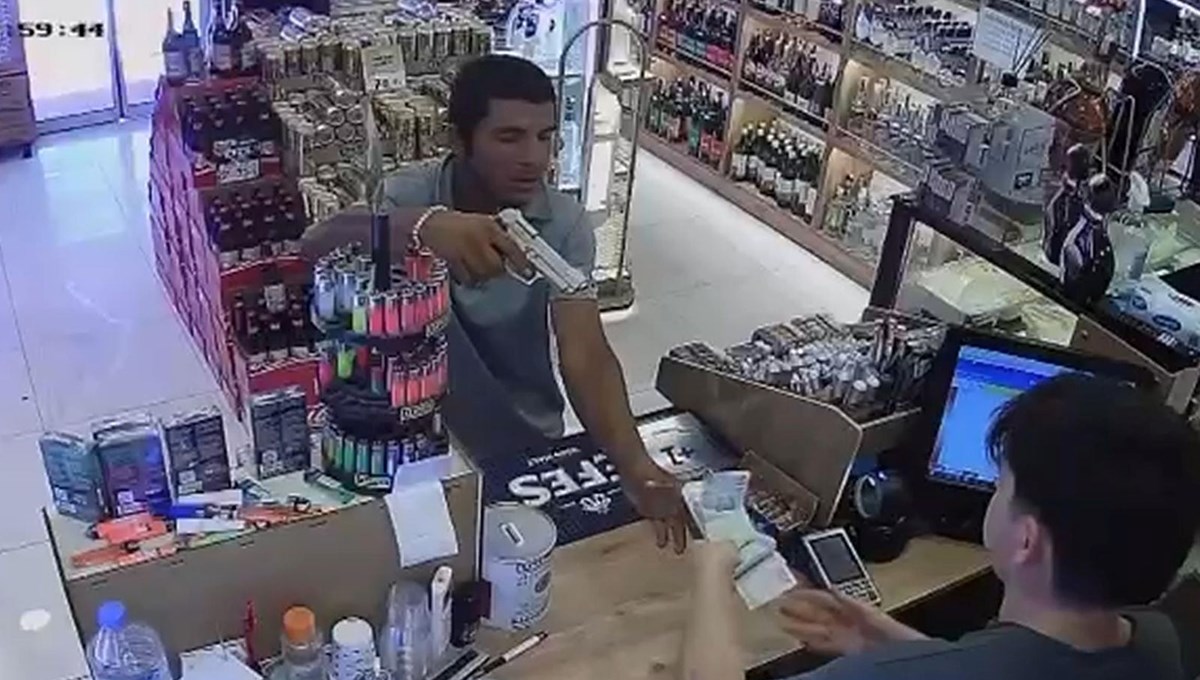Ivanov'dan Tekirdağ'da silahlı soygun! Tanınmamak için tıraş oldu