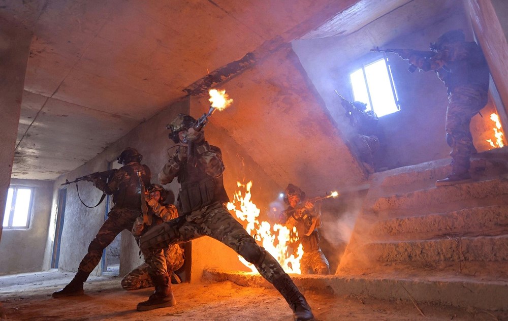 Kim Jong-un'dan Savaş Provası Gözdağı: Tatbikat Alarm Zilleri Çaldırdı! 84 BozPNMlNZ0qBGD K8Ek7Bg