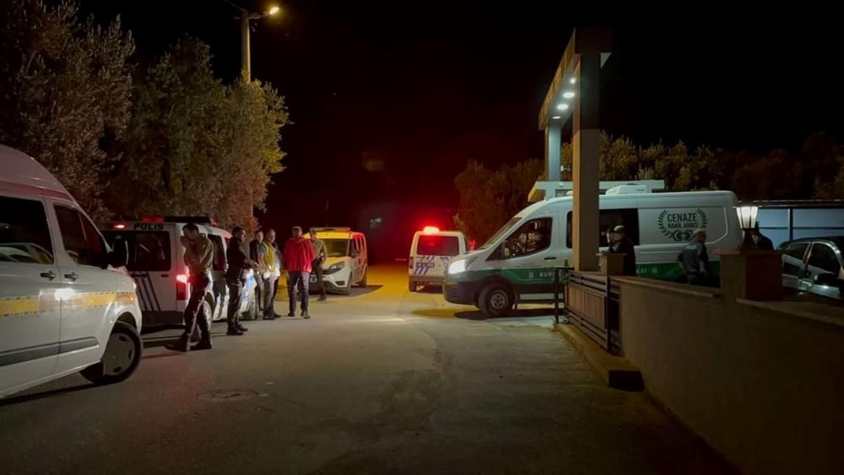 Kötü koku ihbarı yapıldı, evde ceset bulundu Kötü koku ihbarı yapıldı, evde ceset bulundu