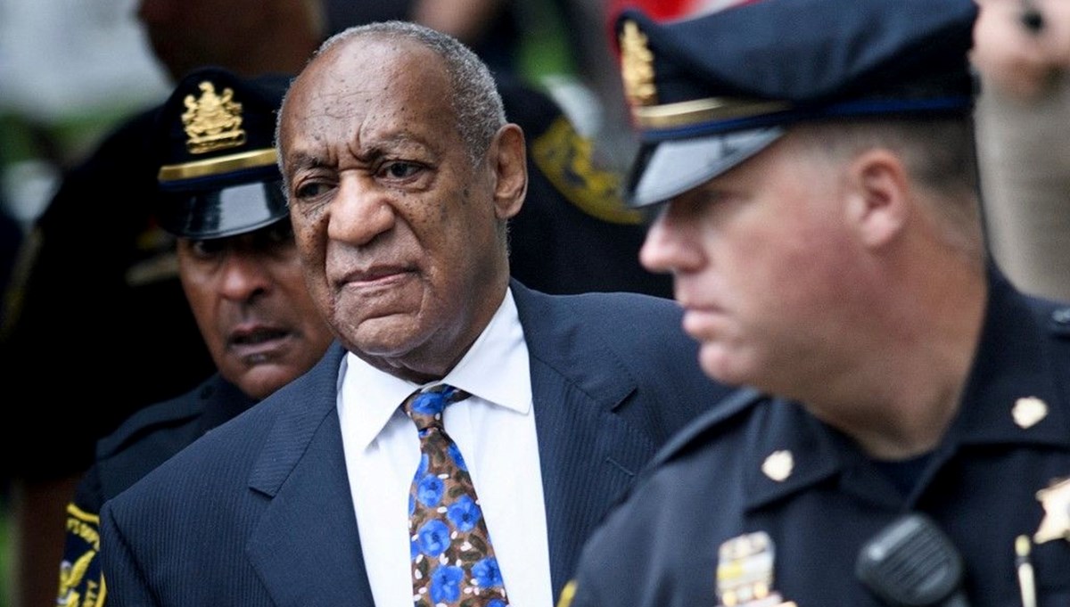 Bill Cosby'ye yeni bir cinsel saldırı ve zorla alıkoyma davası Bill Cosby'ye yeni bir cinsel saldırı ve zorla alıkoyma davası