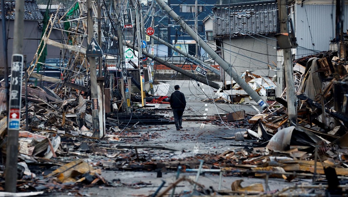Japonya'daki 7,6'lık depremde can kaybı 128'e yükseldi