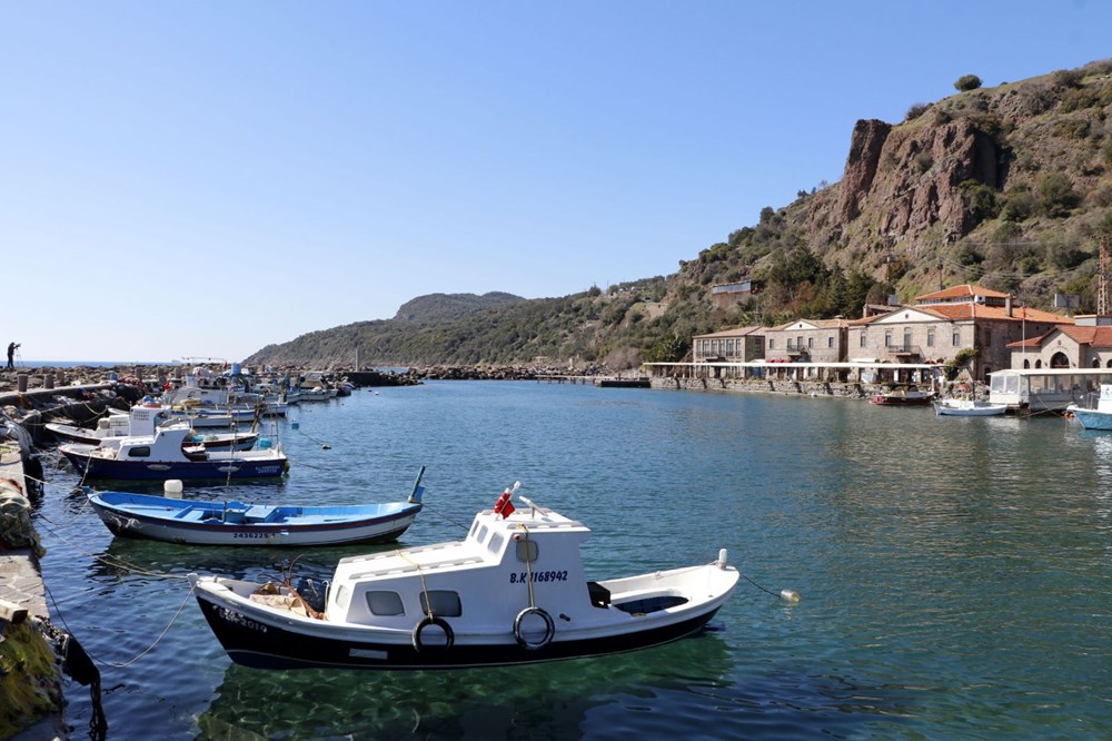 'Afet bölgesi' ilan edilen Assos Antik Limanı'nda turistik tesisler kapatıldı - 5