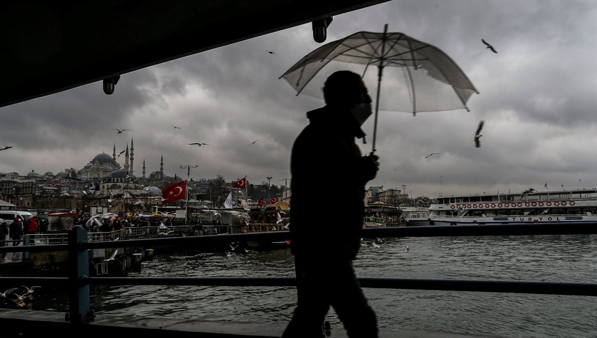 Dikkat! Sıcaklık düşüyor, üç gün sürecek yağmur geliyor: İstanbul da listede