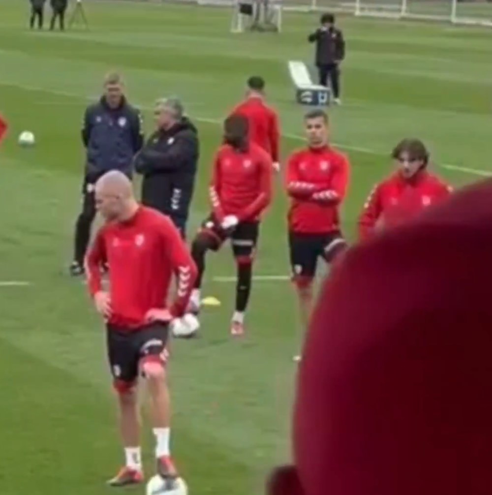 Samsunspor idmanında Emre Kılınç krizi: "Kalbiyle aklı çelişen varsa" kelamının akabinde terk etti 76 BuP1un 98UKLl0GymFMrIA