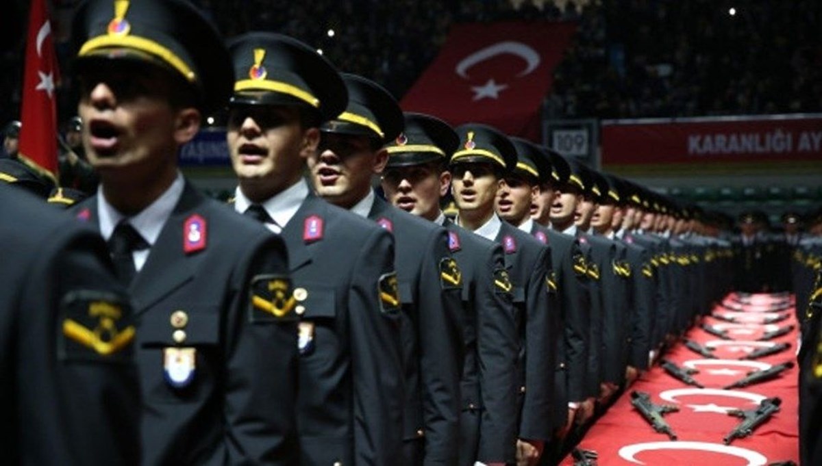 Jandarma Genel Komutanlığının muvazzaf subay ve astsubay ihtiyacını karşılamak amacıyla 912 öğrenci alınacak