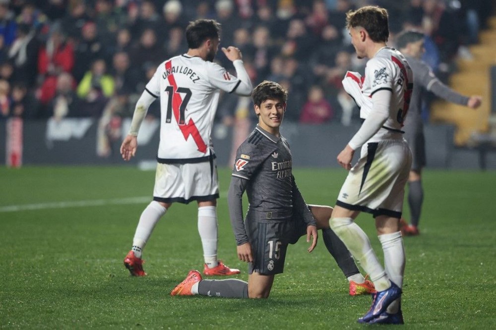 Arda Güler Transferinde Hakan Çalhanoğlu Bombası: Real Madrid'den Şok Karar! 77 BvyIYJbt8UCz3cDcgHyUEQ