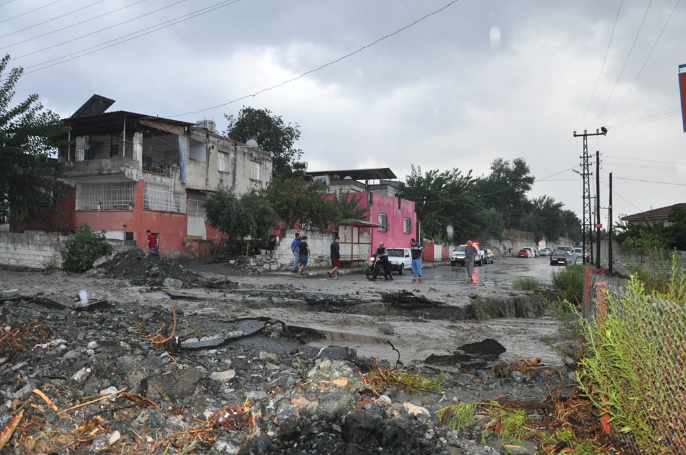 Hatay�da sağanak sele yol açtı NTV