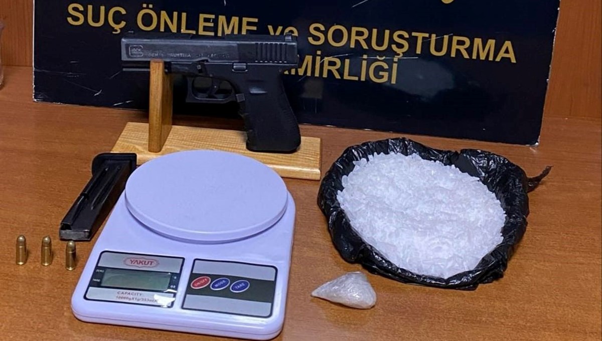 Bursa polisinden uyuşturucu tacirlerine gözaltı