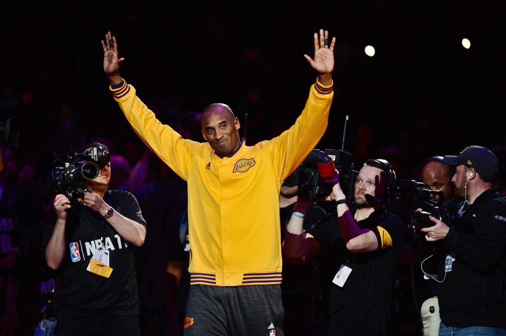 Kobe Bryant hayatını kaybedeli 1 yıl oldu: Rekorların
ve ilklerin adamı, Oscar ödüllü bir NBA efsanesi - 9