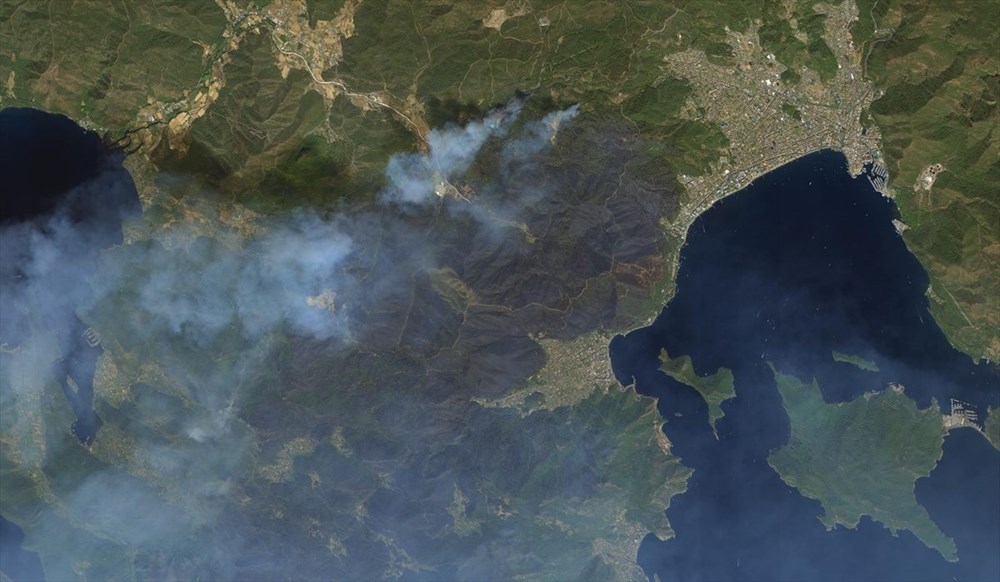 Göktürk uyduları, Manavgat ve Marmaris'teki orman yangınlarını uzaydan görüntüledi - 1