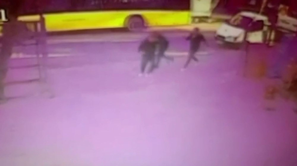Ataşehir'de korku dolu anlar: Tartıştığı kişiye kurşun yağdırdı - 2