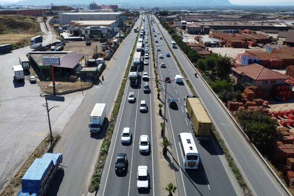 Yollarda bayram trafiği artıyor - 5