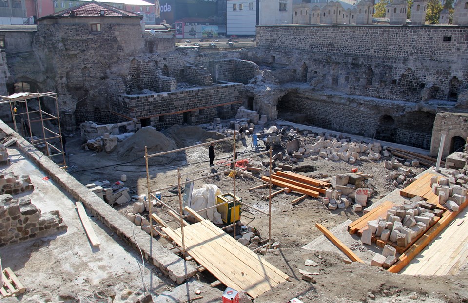Kervanların mekanı 504 yıllık Gön Han'ın restorasyonunda sona gelindi - 2