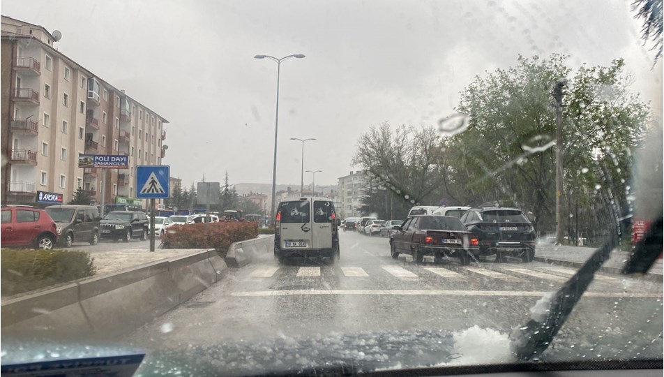 Çankırı'da dolu yağışı etkili oldu