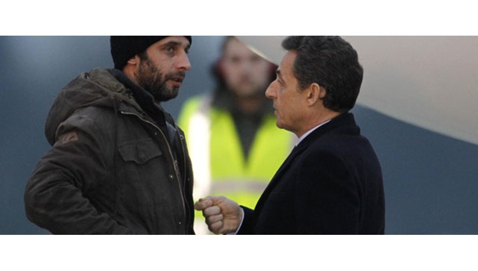 Seçim yaklaştıkça Sarkozy siliniyor