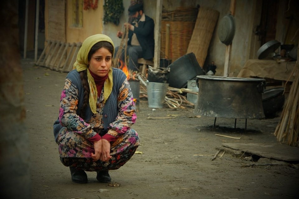 Büşra Pekin, bu haftaki konuğu vizyona giren Dilberay filminde Dilber Ay’ı canlandırıyor.