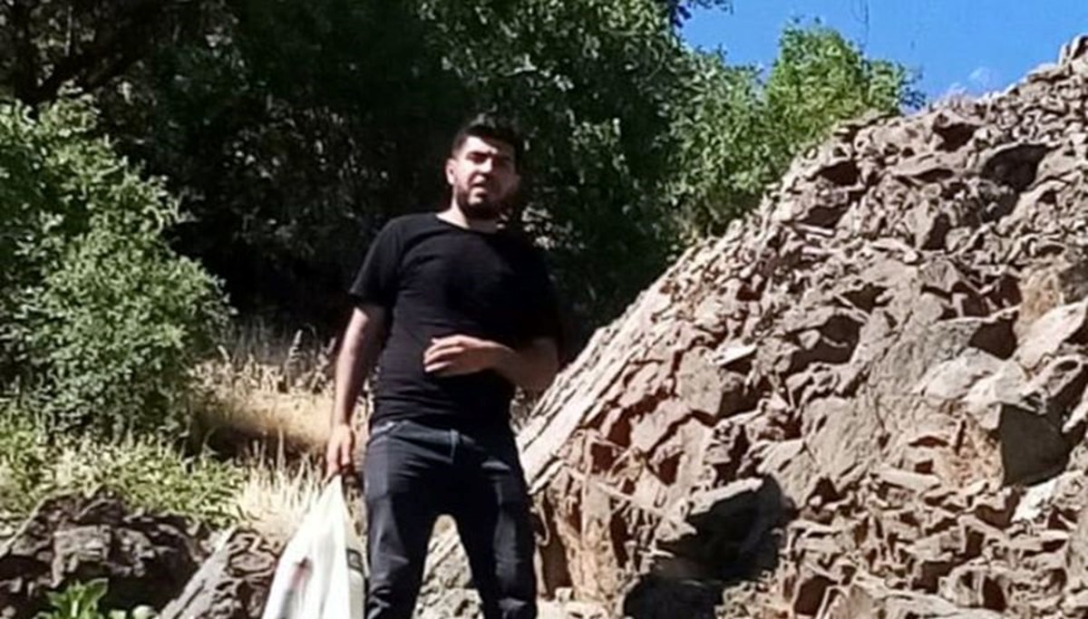 Ailesinin karıştığı kavgayı ayırırken vurulan polis yaşamını yitirdi Ailesinin karıştığı kavgayı ayırırken vurulan polis yaşamını yitirdi