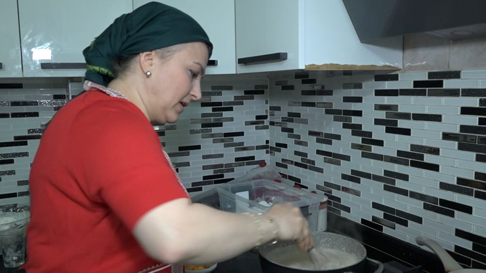 Bayram Sofralarının Sürprizi: Tatlı Börek! 73 C5mYs77DmUOwwjy ZL903g