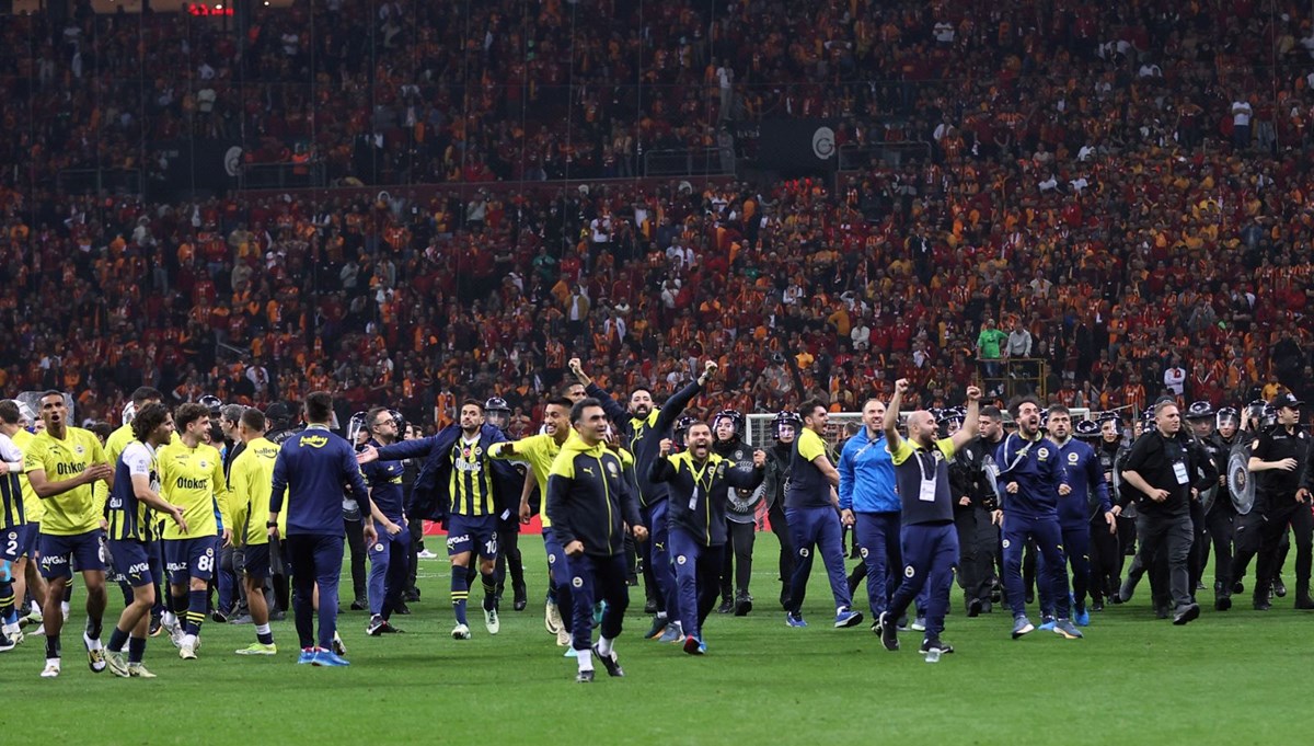 Fenerbahçe'den derbi maçın ardından yaşananlarla ilgili açıklama