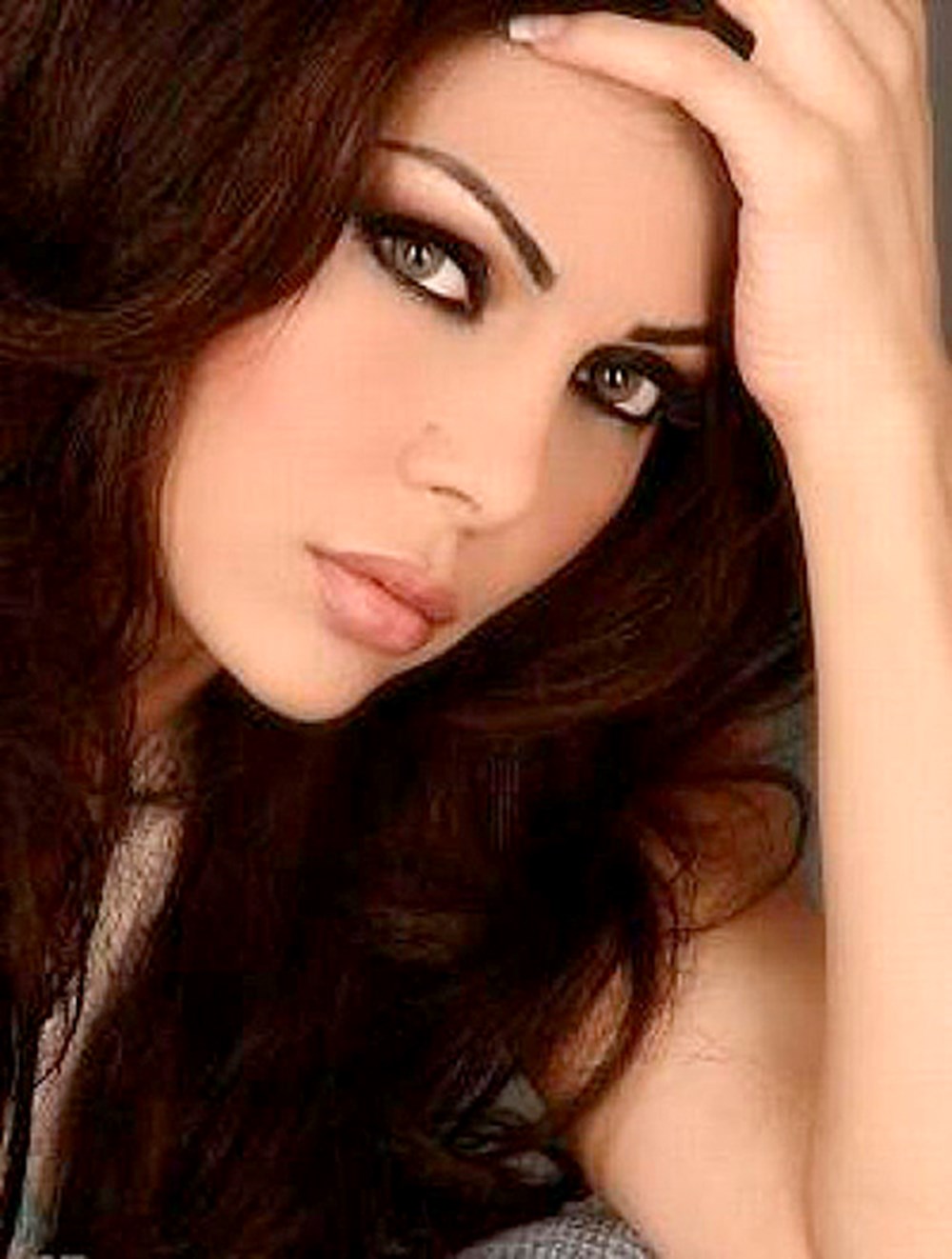 Хайфа юнис биография. Хайфа Вехбе. Haifa Wehbe глаза. Хайфа Вахби Ливанская певица. Хайфа Вехбе фото.