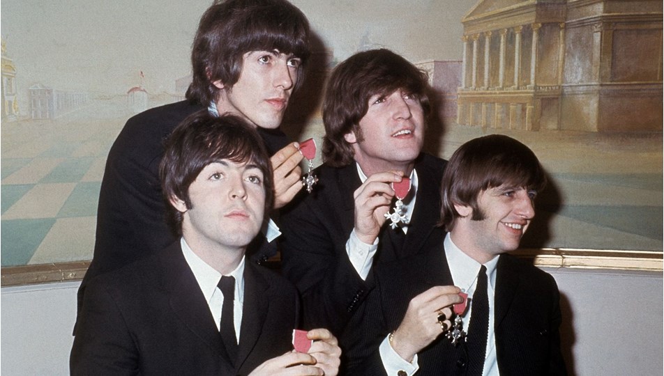 The Beatles üyelerinin hayatı film oluyor: Oscar'lı yönetmen 4 ayrı film çekecek