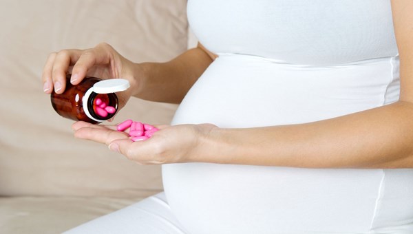 Dudak-damak yarığı riski hamilelikte ilaç kullanımı ile artabilir!