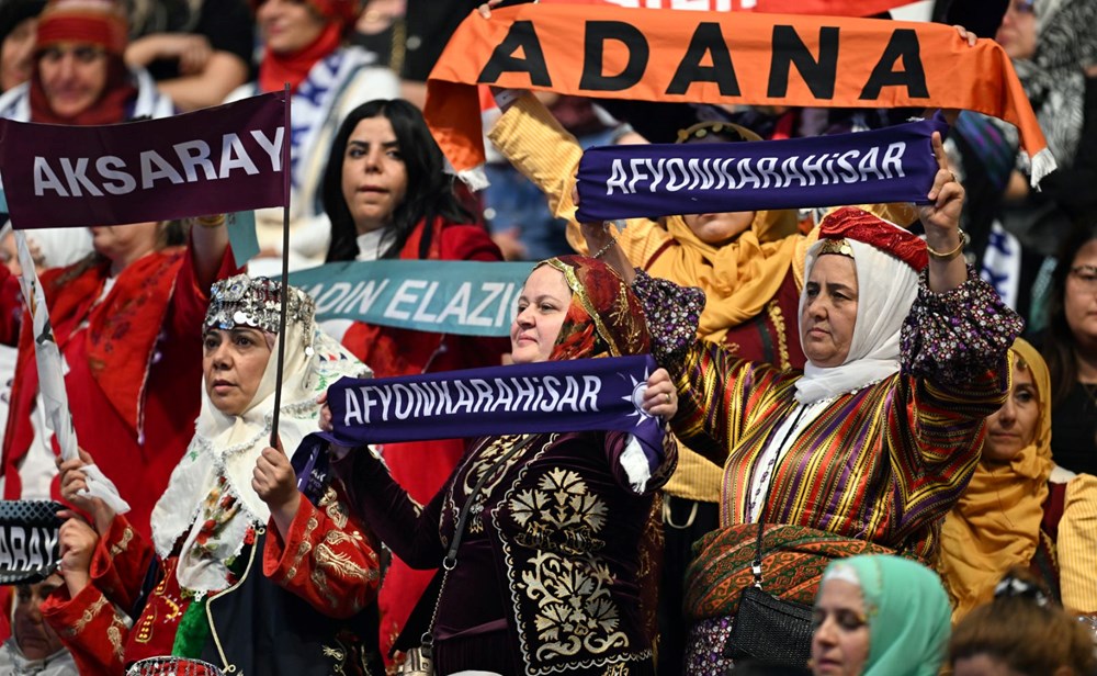 AK Parti’de yeni yönetim belirlendi | 49 isim listede yer almadı - 6