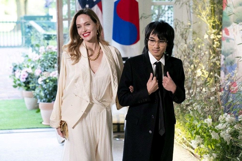 Angelina Jolie moda dünyasına atıldı: Mültecilere destek verecek - 2