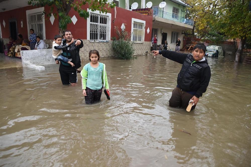 Дождь в анталии Дождь в анталии