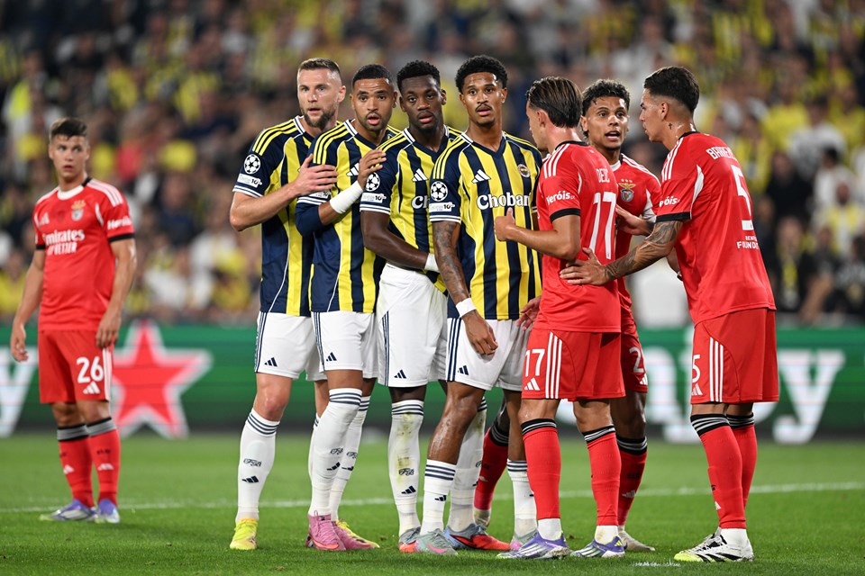 Canlı maç anlatımı: Fenerbahçe, Devler Ligi için sahada - 1
