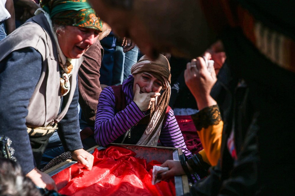 Hain saldırının küçük kurbanları: Cenazede gözyaşları sel oldu - 1