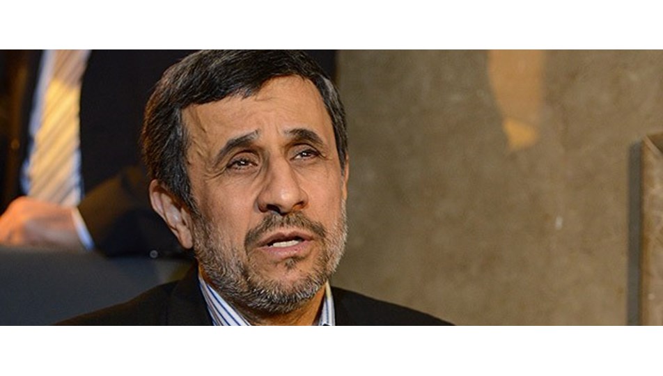 Ahmedinejad cumhurbaşkanlığı için aday oldu