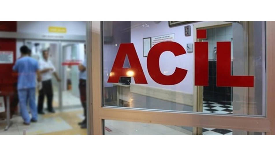 Üniversite öğrencileri yemekten zehirlendi