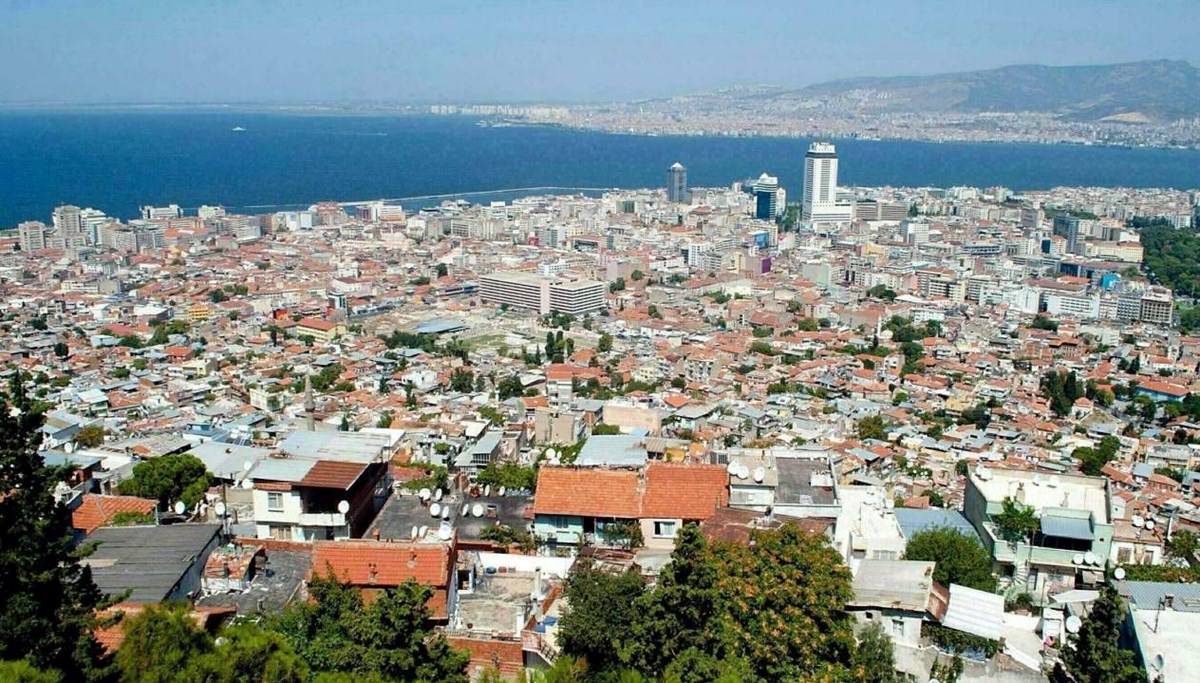 İzmir'de su kesintisi İzmir'de su kesintisi