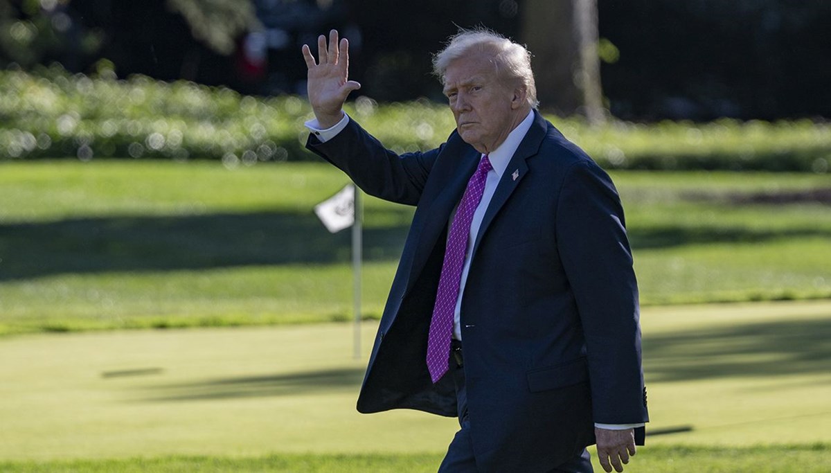Trump'tan ithal kamyon ve otobüslere yeni vergi
