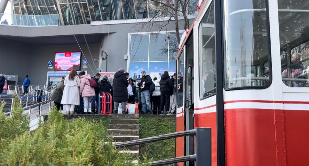 Çileli Bekleyiş: Arıza Trafiği Felç Etti 73 CEJ8BjQM1E 7vLzADcd8pQ
