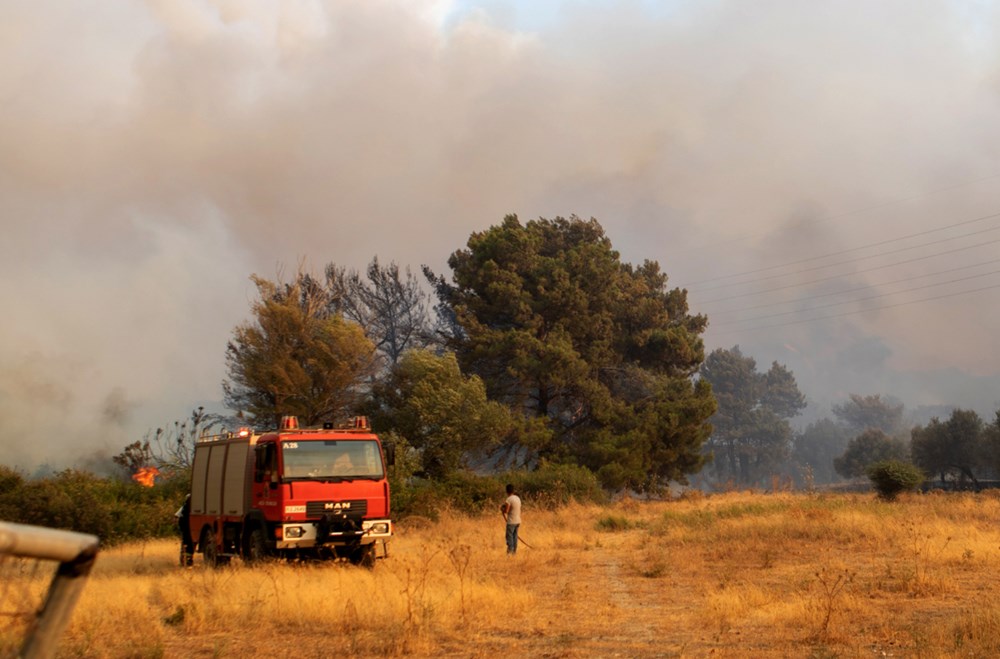 Akdeniz alev aldı: Yunanistan ve İtalya’da orman yangınları sürüyor - 5
